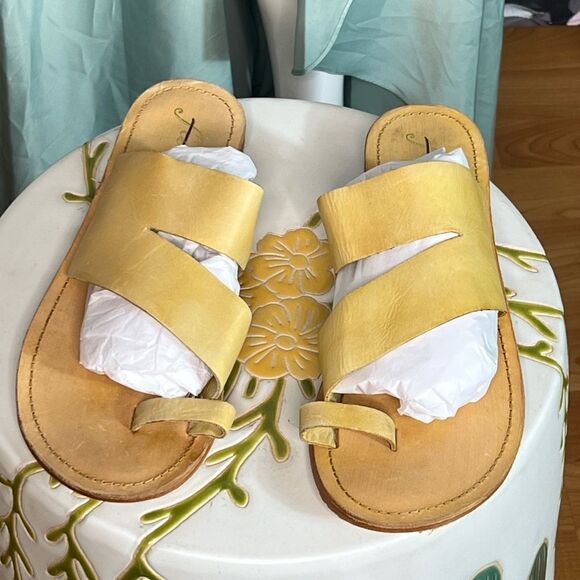 Free People Abilene Toe Loop Sandals/ size 40 - Picture 3 of 6